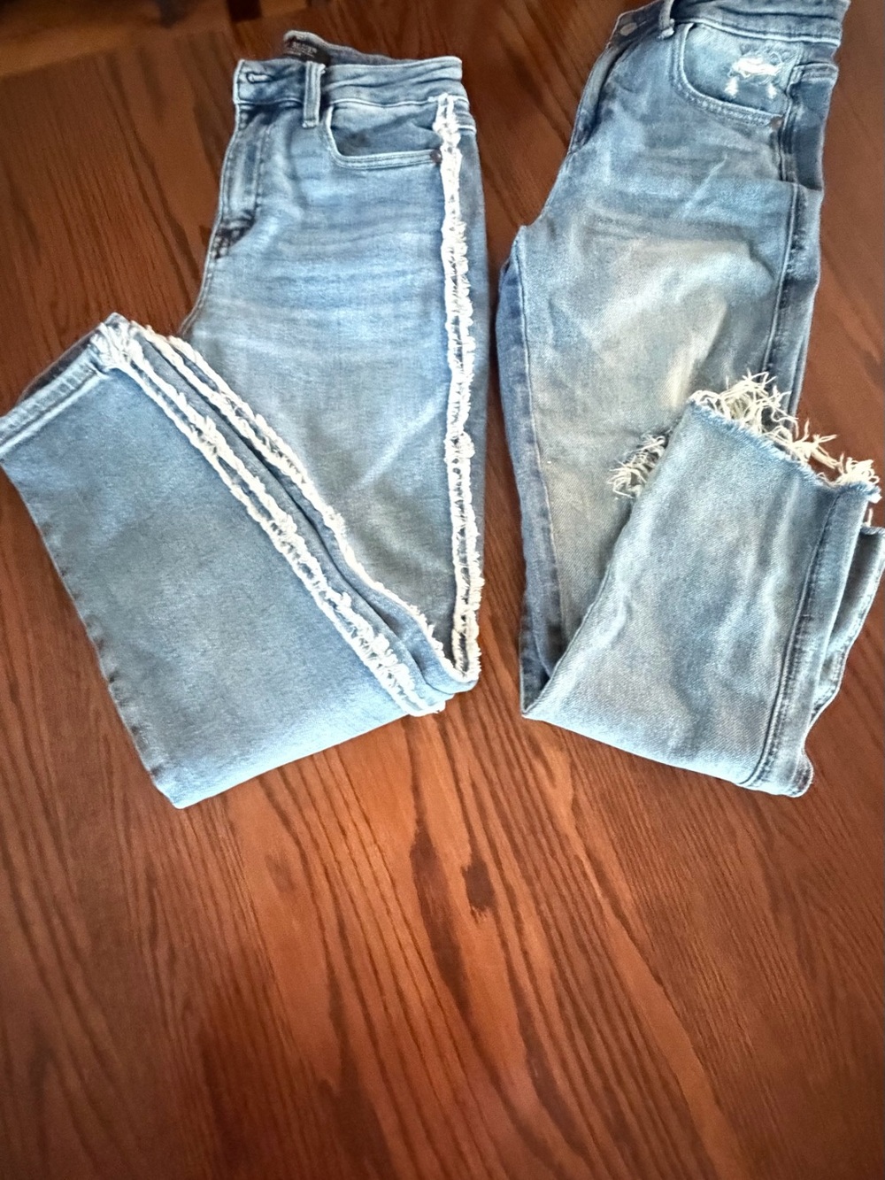 Judy Blue Frayed Side Seam & Distressed Mom Jeans Bundle Sz. 3/26